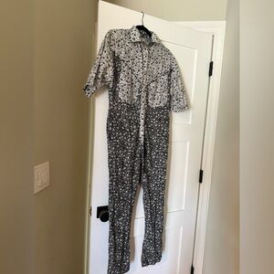 Charming Floral Kids Pajama Set - Black and White